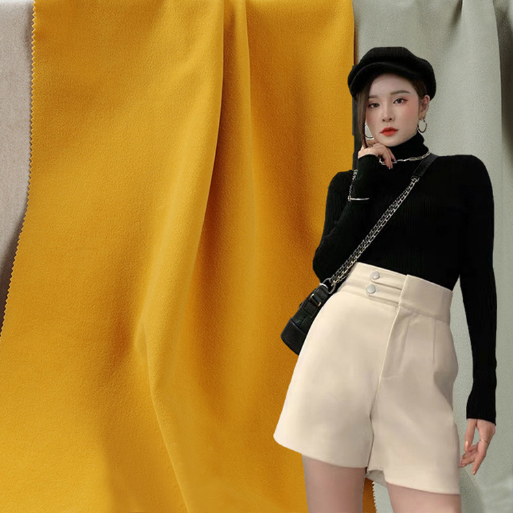 Zergatik da kamiseta ehuna pisu ertaineko artilezko ehuna kalitatezko jantzietarako aukera adimenduna?